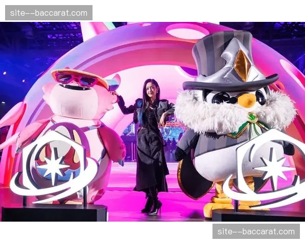 电竞战队周边与游戏皮肤联动 拓宽赛事IP在数字与实物间转化