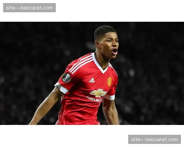 布恩迪亚前场抢断造进球 欧联杯传射显核心价值